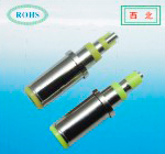 小尾巴电源插头